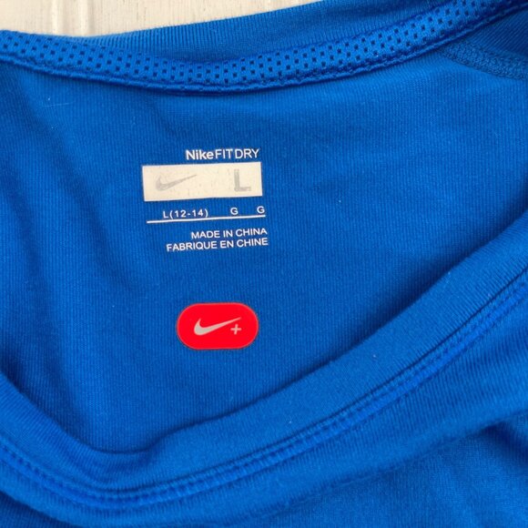 Nike FIT Dry Blue Athletic Shirt Women's size Large short Sleeves loose fit - Picture 3 of 6